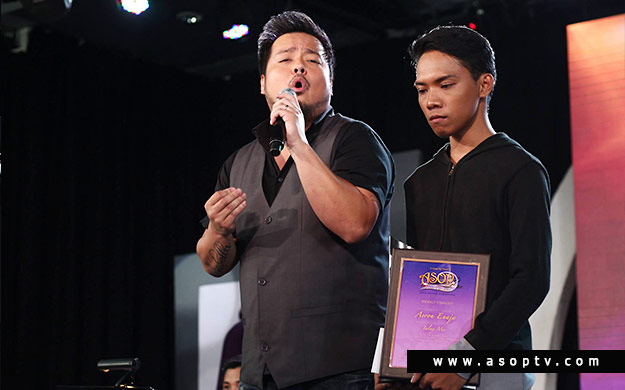 WEEKLY FINALS WINNER: SONG ENTRY: "Ang Pagmamahal Mo" COMPOSER: Dennis Avenido (Represented by Bryan Morales) INTERPRETER: Nino Alejandro (Photo: Photoville International)